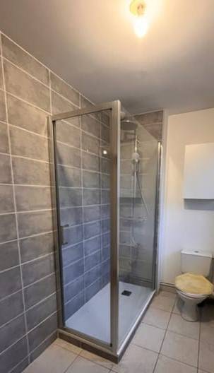 Cabine de douche et Faïence après travaux